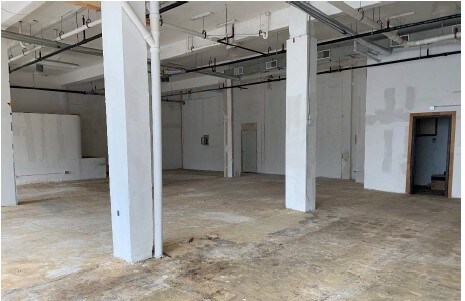 Photo - 601-615 W Historic Mitchell St