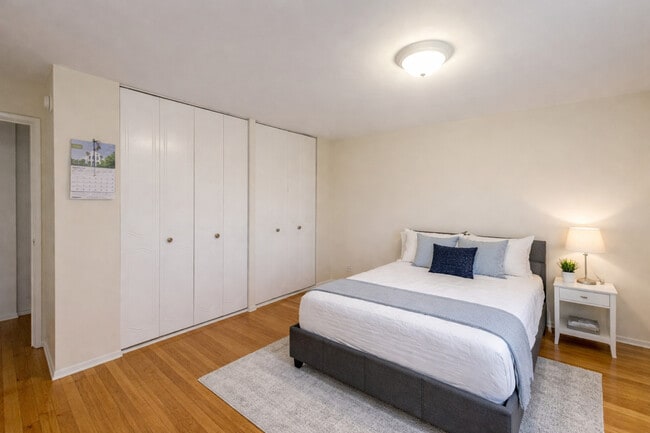 Photo - 7306 N Winchester Ave Unit 506