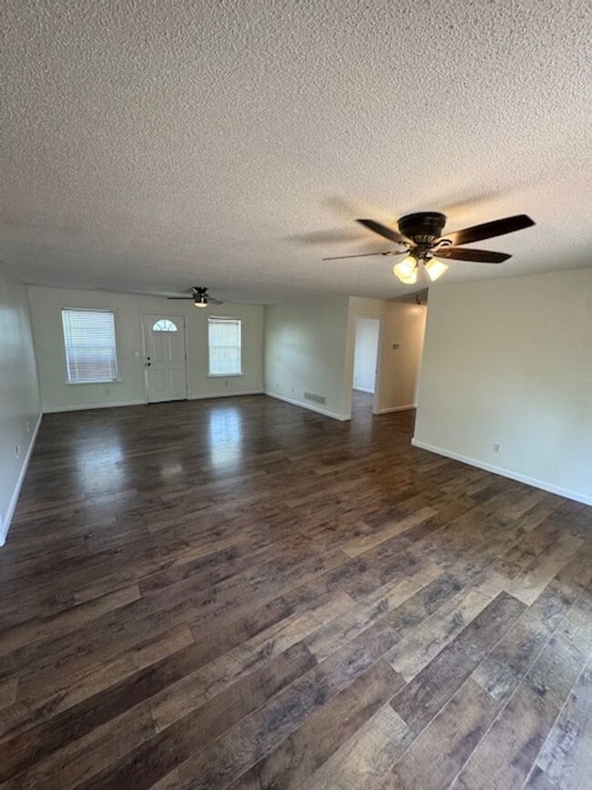 Photo - 394 Valley View Dr