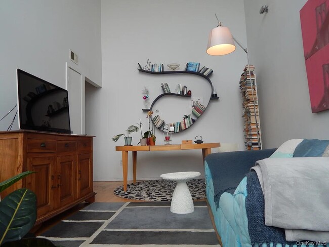 Photo - 925 Pacific St Unit 0