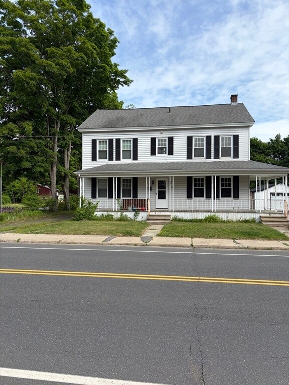 Photo - 2158 Main St