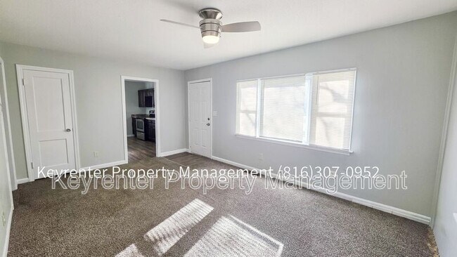 Photo - 10712 E 27th Terrace S