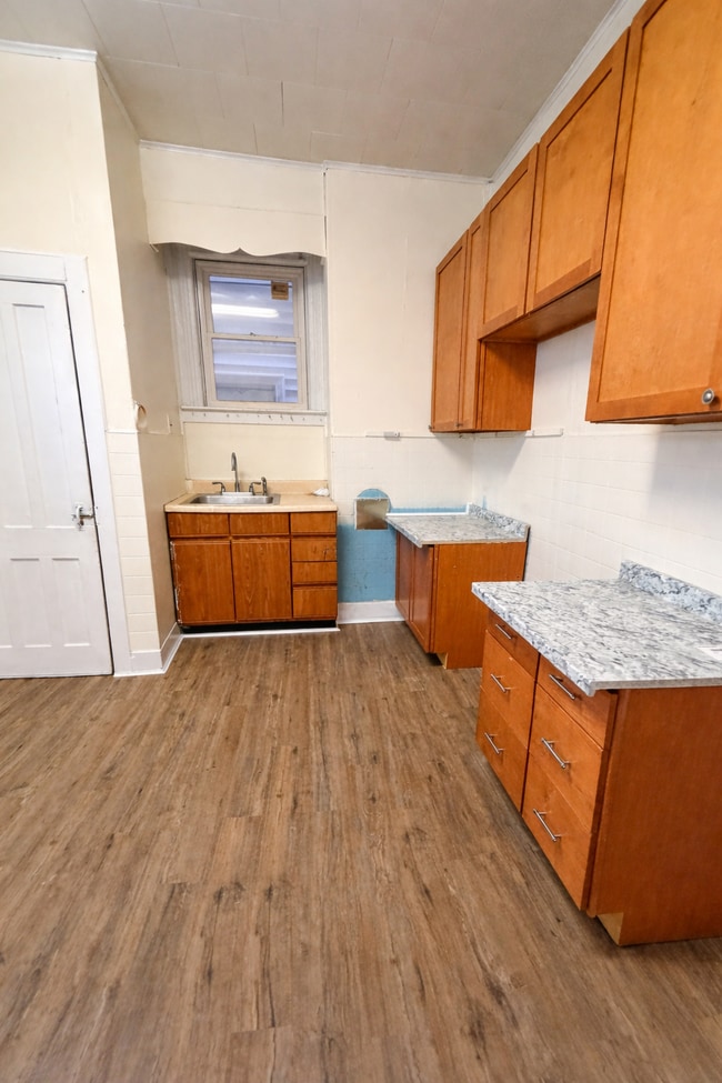 Photo - 166 5th Ave Unit 1