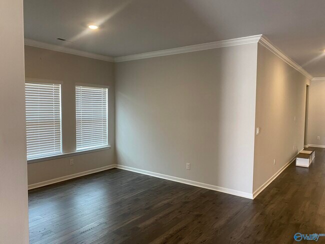 Photo - 101 Donovan Dr