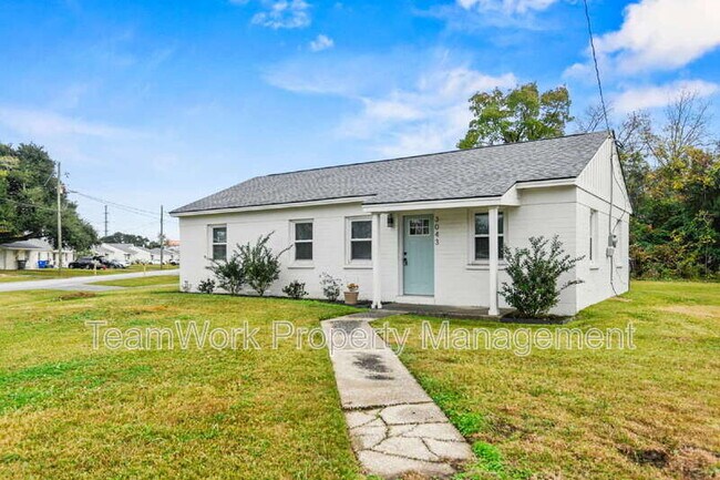 Photo - 3043 Terry Dr