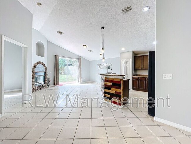 25920 Eufaula Way