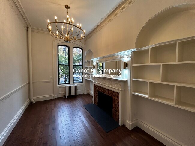 Photo - 231 Beacon St