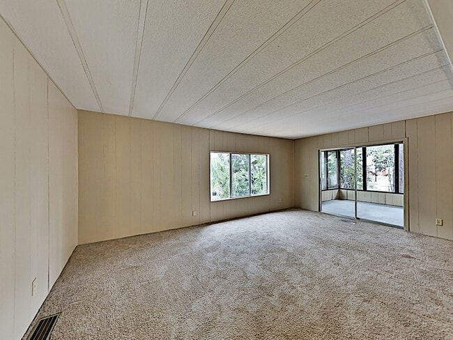 Photo - 532 W Plantation Blvd