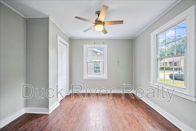 Photo - 509 Hardwick Ave