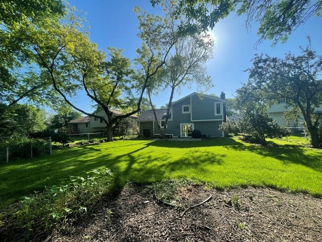 Photo - Home For Rent Papillion