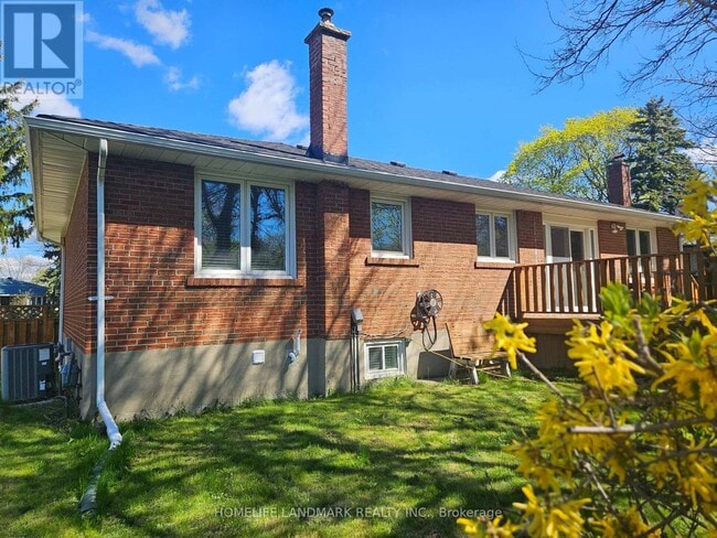 Photo - 16 Donewen Ct