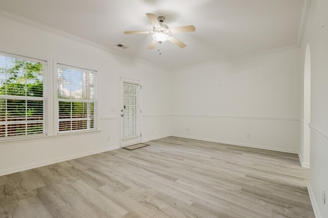 Photo - 1698 Low Country Pl