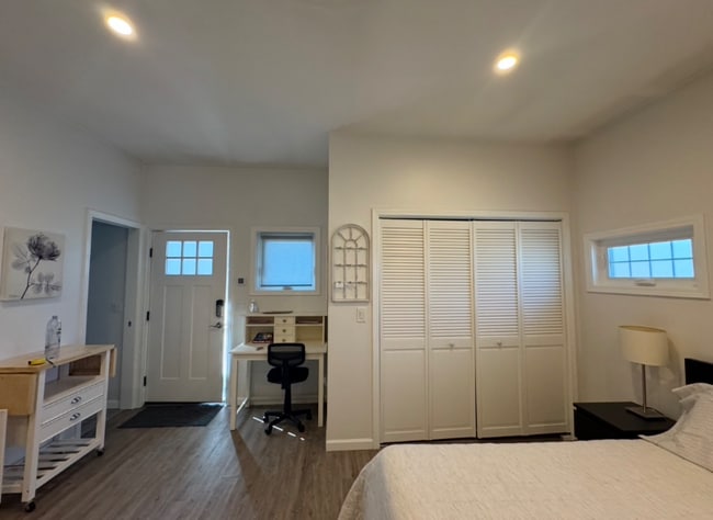 Photo - 8489 Larch Ave Unit B