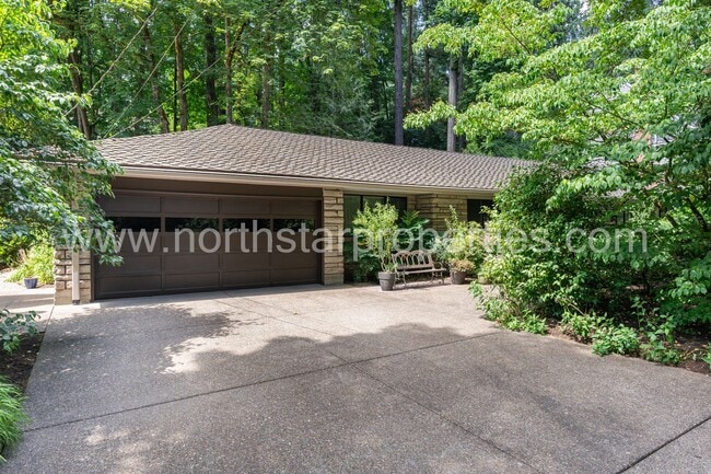 Photo - Magical Oswego Lake Country Club area Home.