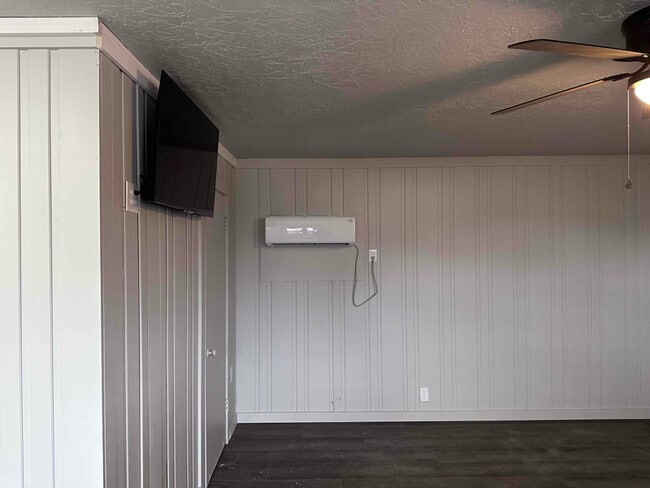 Photo - 272 2nd Ave Unit #9