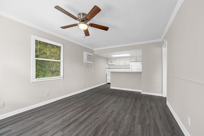 Photo - Conveniently Located 1 Bedroom, 1 Bath Apartment Near Downtown Orlando! Unit P1: Henley Park #5123-3