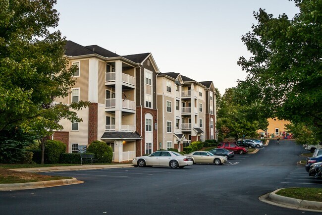 South Oak Crossing Apartments
