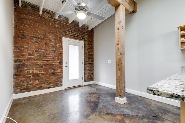 1710 Lofts