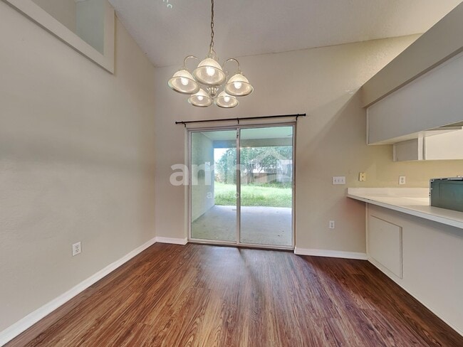 Photo - 152 Seven Oaks Dr