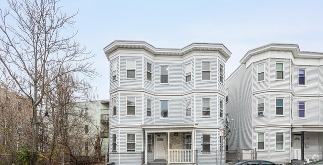 Building Photo - 17 Cawfield St Unit #2 Rental