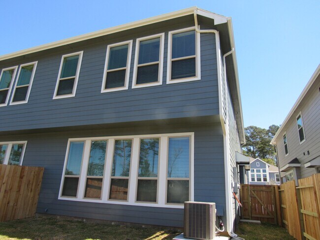 Photo - 562 Dry Fork Ln
