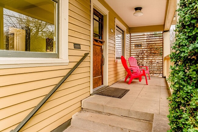 Photo - 517 NE Fargo St