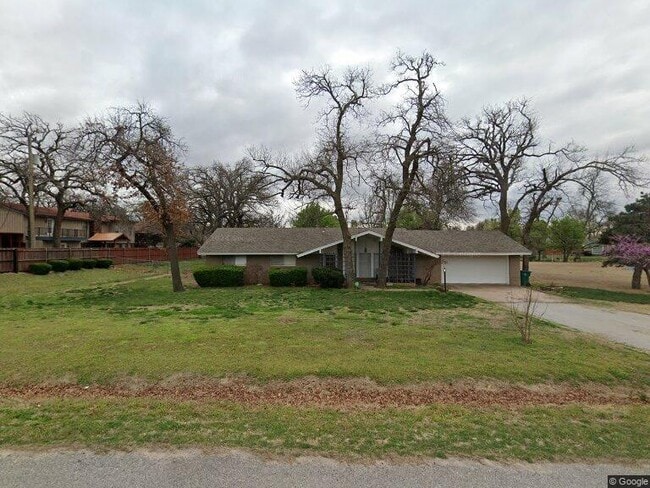 Building Photo - 8300 NW 15th St