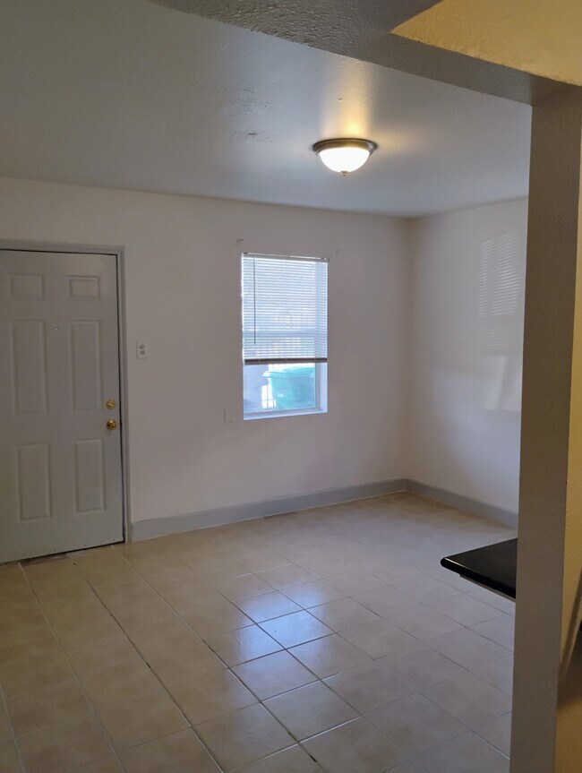 Photo - 3002 Market St Unit 1