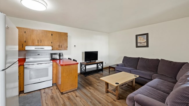 Photo - 1022 9th St W Unit 4