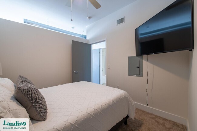 Photo - 1820 E Broad St Unit 406