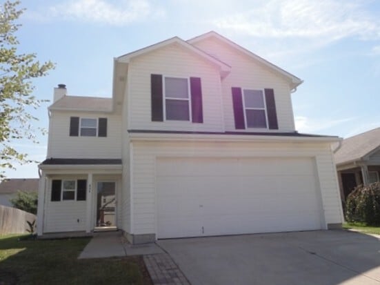 Building Photo - 635 Cloverfield Ln