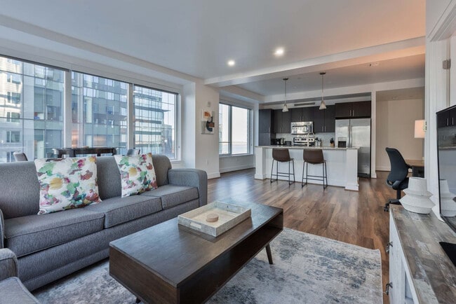 Photo - 100 Pier 4 Blvd. Unit SI FL14-ID1375251P