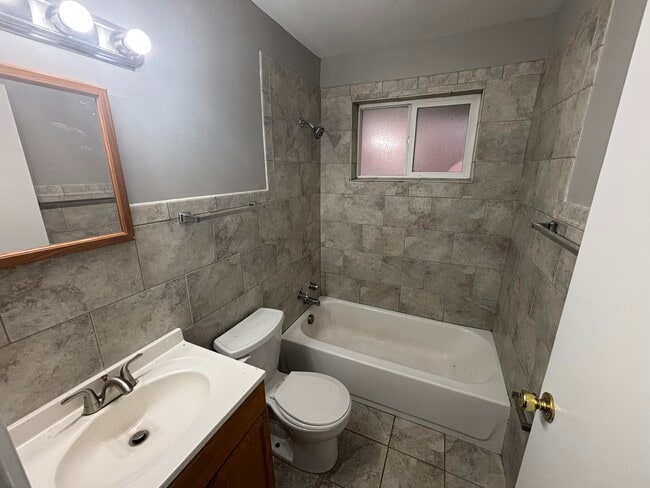 Photo - 1646 Maywick View Ln