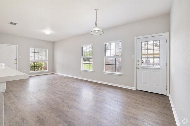 Building Photo - 2300 S Bagdad Rd Rental