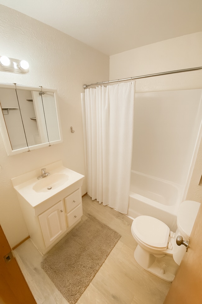 Photo - Beks413 (CWP) Unit B*