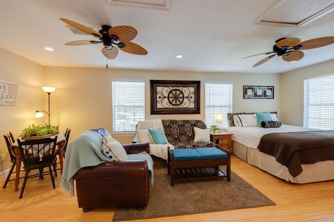 Photo - 3789 Overlook Dr