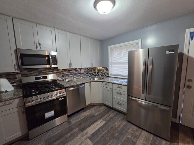 Photo - 1358 Highmont Dr