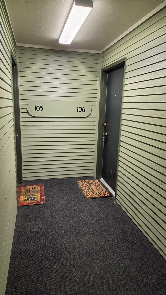 Photo - 18902 8th ave nw Unidad Apt 106