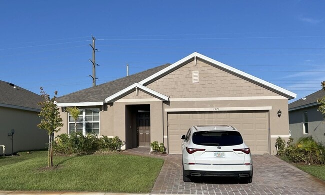Building Photo - 1371 McFarland Dr Rental