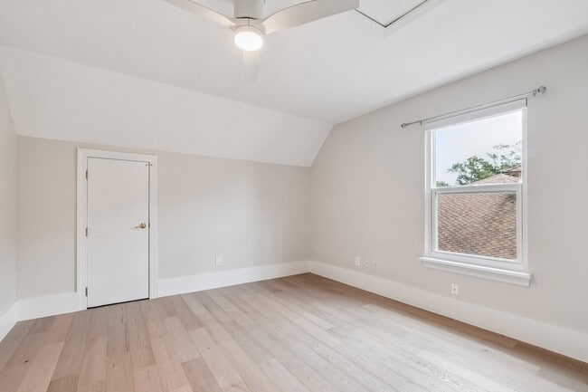 Photo - 1441 Place Vendome