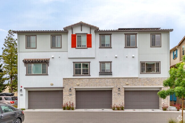 Edificio de la avenida 370 San Aleso - 370 San Aleso Ave