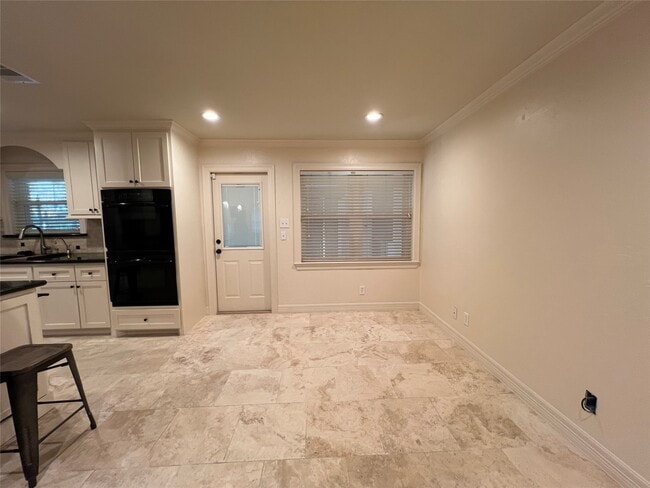 Photo - 1014 Roxella St