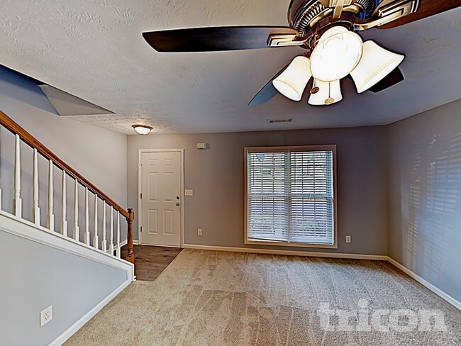 Photo - 2395 Sailor Ln