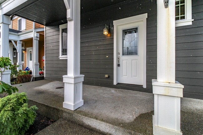 Photo - Beautiful Lacey Home with new paint and carpet in Popular Edgewater Community