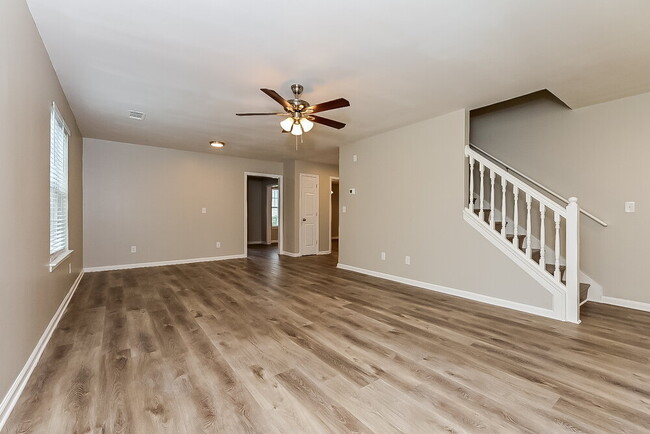 Photo - 3360 Waggoner Ln