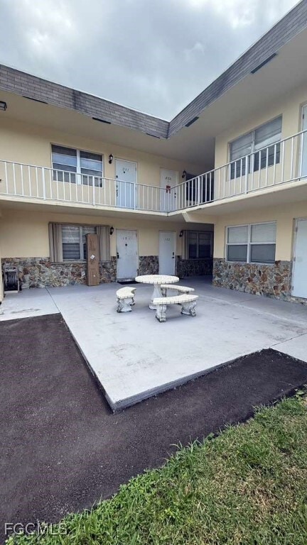 Building Photo - 1449 S 14th Ave