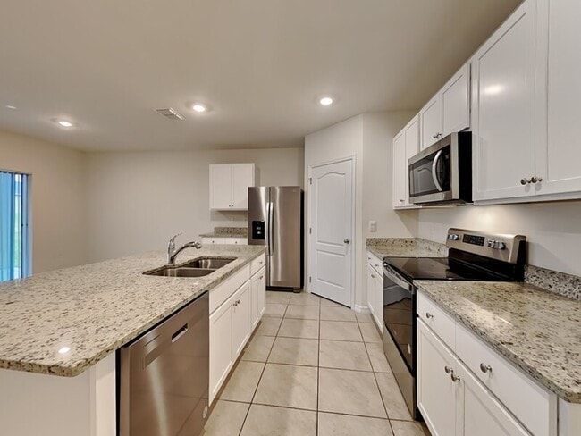 Photo - 1417 Sugarwood St