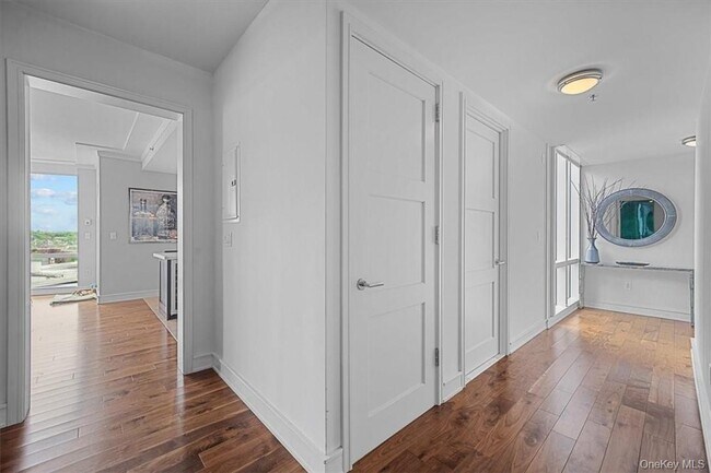 Photo - 1 Renaissance Square Unit 14D