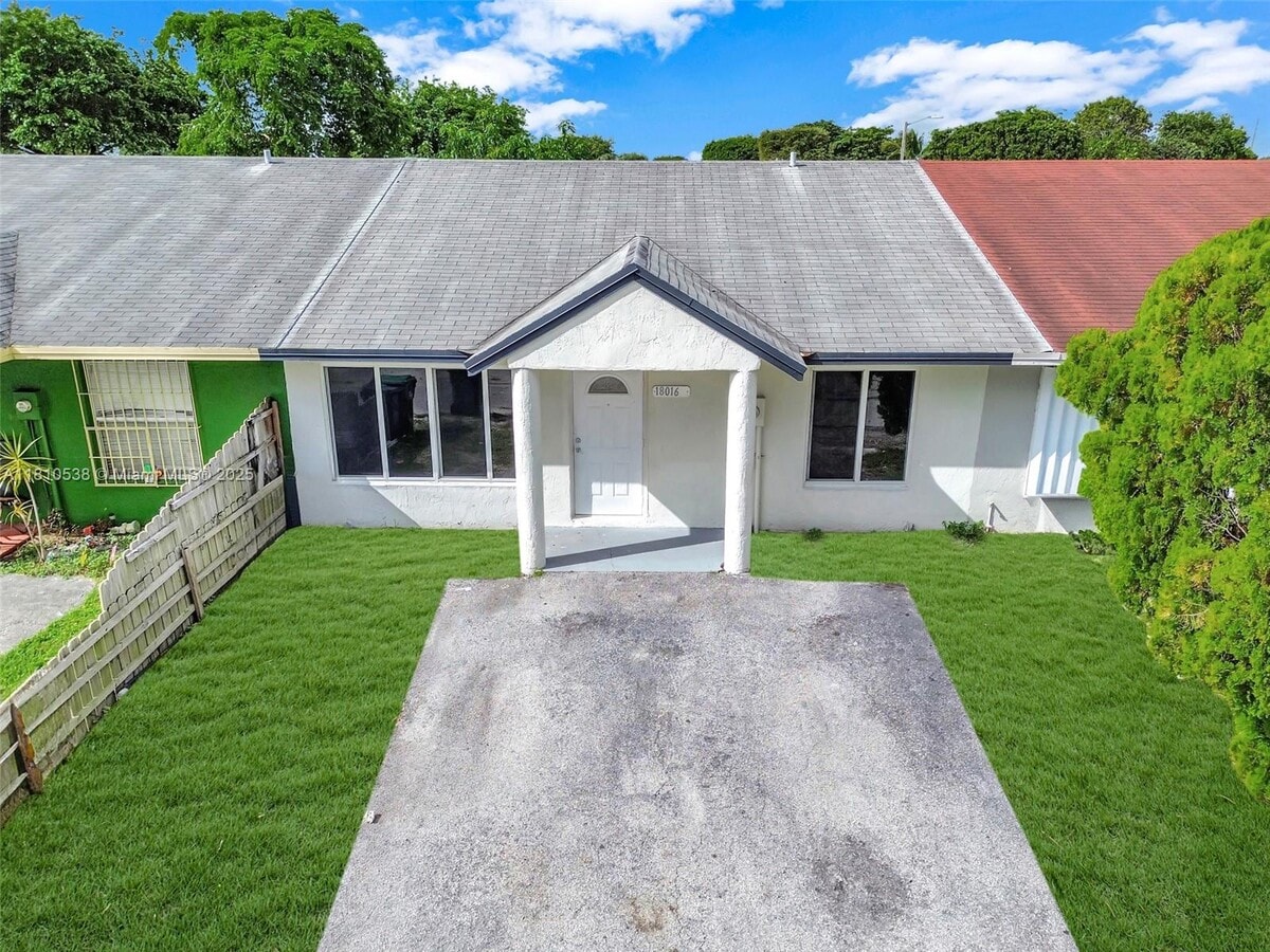 Photo - 18016 NW 40th Ct House