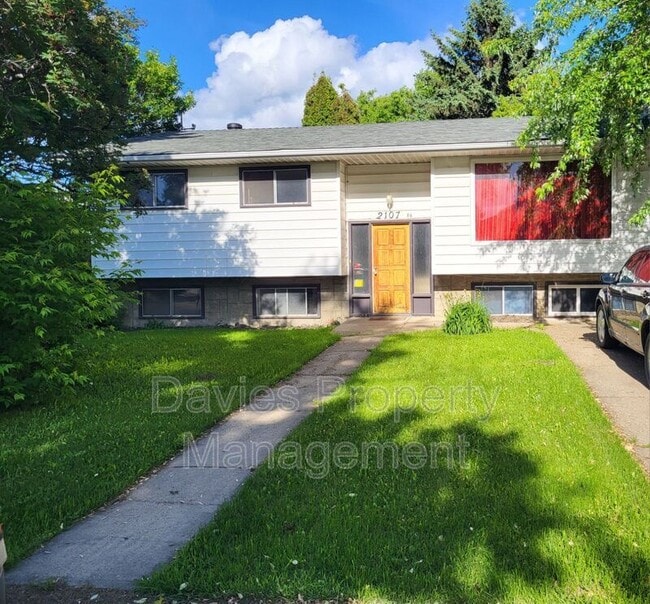 Building Photo - 2107-2186 86 St NW Unit BSMT